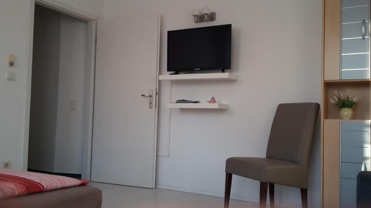 Ferienwohnung "An Der Wuerschnitz" ケムニッツ エクステリア 写真